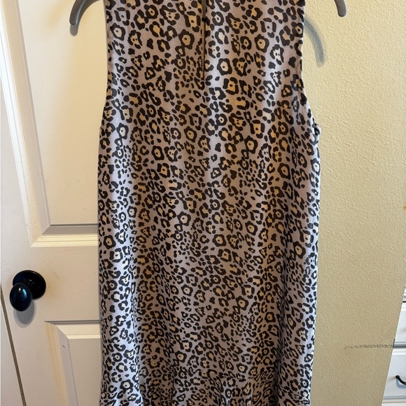 Loft Cream Brown Leopard Print Sleeveless Ruffle Hem Shift Dress Lined Sz M - Picture 6 of 13